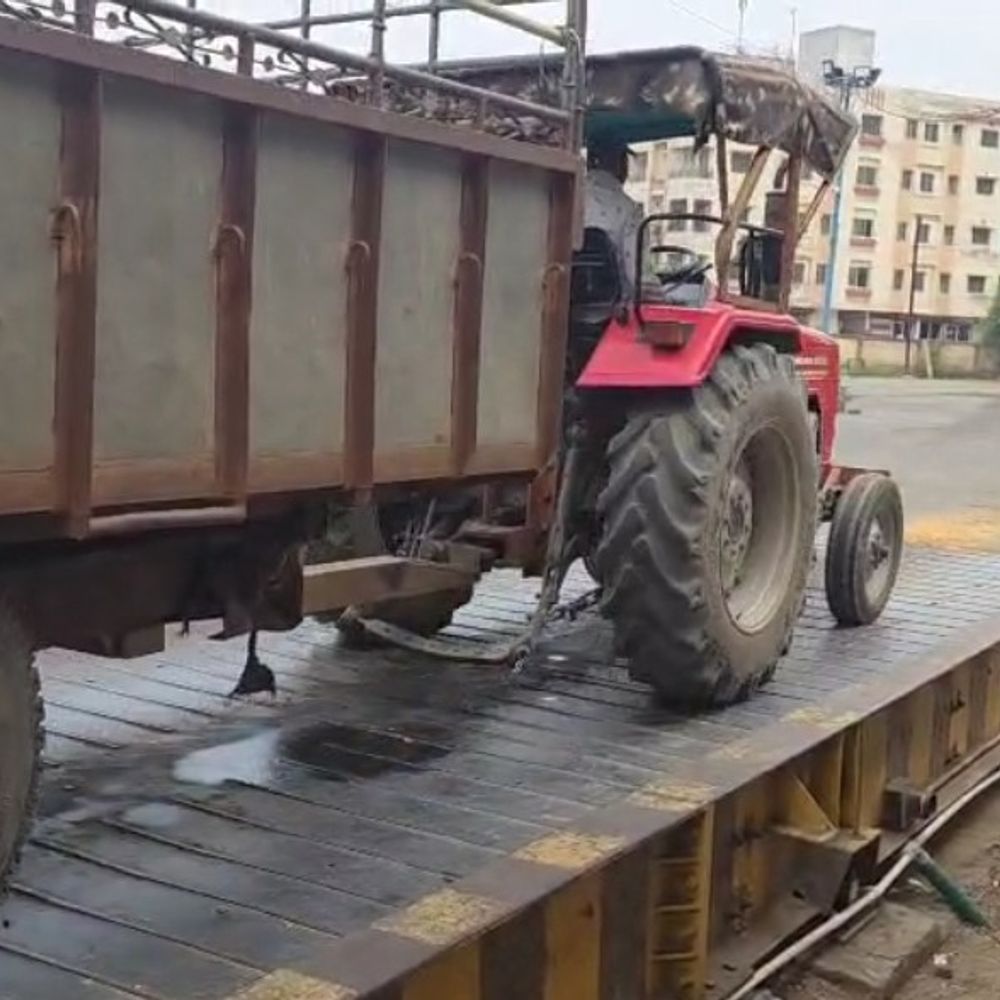 रेणुका मंडी में किसानों से 10 रुपए अधिक वसूले:तौल कांटे पर 20 की जगह 30 रुपए लिए, सचिव ने जांच की बात कही