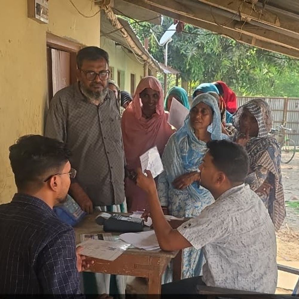 अररिया में PDS पर बड़ी कार्रवाई:7 डीलरों के लाइसेंस रद्द, 28 पर केस के निर्देश, भारी अनियमितताएं उजागर