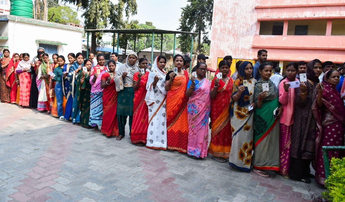 Elections 2026 LIVE Updates । Assam, Kerala, Puducherry में वोटिंग जारी, BJP-Congress की प्रतिष्ठा दांव पर