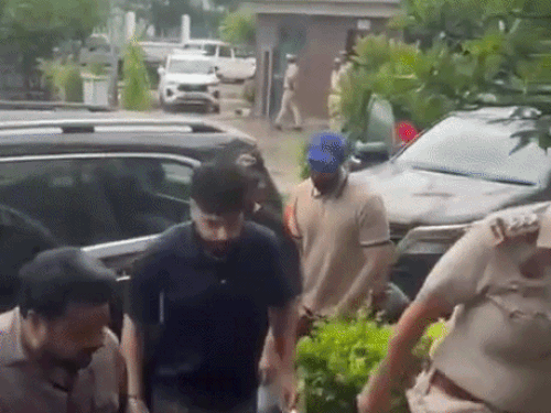 टटीरी सॉन्ग पर रैपर बादशाह ने माफी मांगी:NCW से बोले सिंगर- अब ऐसी गलती नहीं करेंगे; 50 बेटियों की पढ़ाई का खर्च उठाएंगे