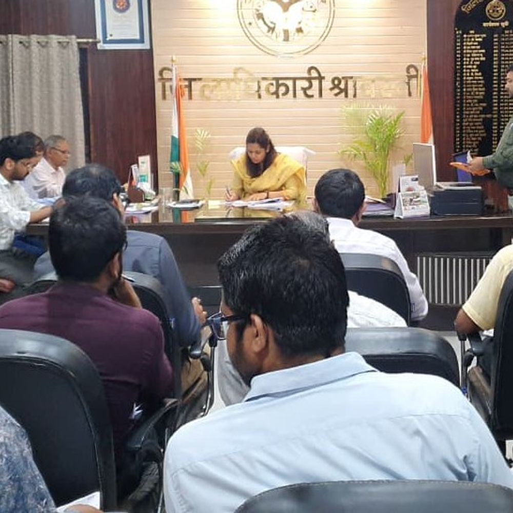 फार्मर रजिस्ट्री पर प्रशासन सख्त, पंजीकरण अभियान पूरा होगा:लापरवाही वाले केंद्रों पर कार्रवाई, कार्य में तेजी के निर्देश