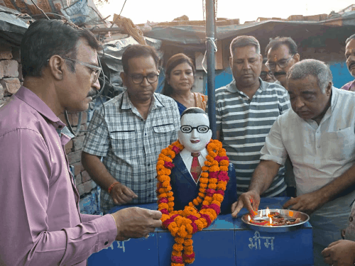 अंबेडकर प्रतिमा स्थल पर सफाई अभियान:BJP ने जंयती की पूर्व संध्या पर दीप प्रज्वलन किए, अध्यक्ष बोले-बाबा साहब के विचारों को जन-जन तक पहुंचाने का संकल्प लिया