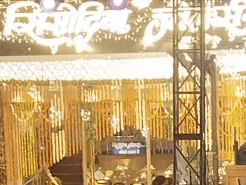 अक्षय तृतीया पर प्रयागराज में कारोबार की बहार:सराफा, ऑटोमोबाइल, इलेक्ट्रॉनिक्स संग रियल इस्टेट में 400 करोड़ का व्यापार