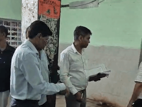 SRN के PG हॉस्टल में आग के बाद प्रशासन अलर्ट:प्राचार्य ने किया निरीक्षण, हर कमरे की जांच के निर्देश जारी