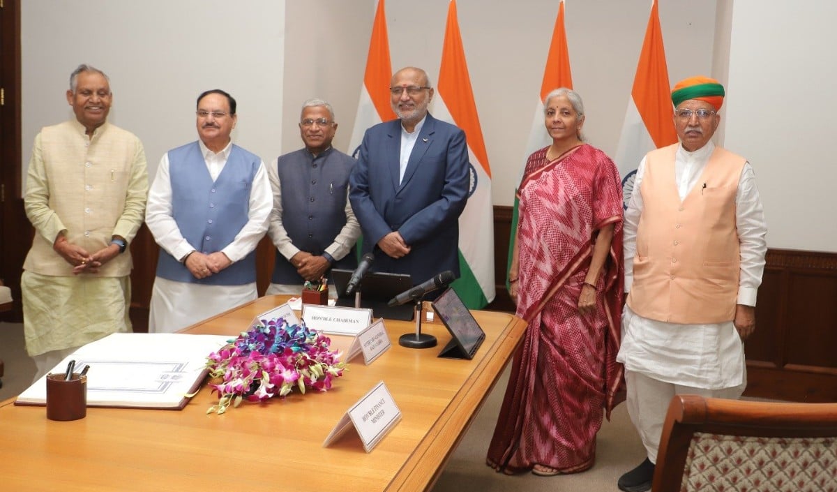 Harivansh Narayan Singh ने ली Rajya Sabha MP पद की शपथ, PM Modi ने की तारीफों की बौछार