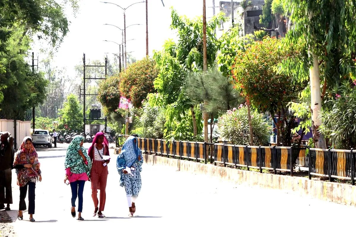 रतलाम में तापमान 44 डिग्री, मौसम विशेषज्ञ बोले, अभी राहत नहीं