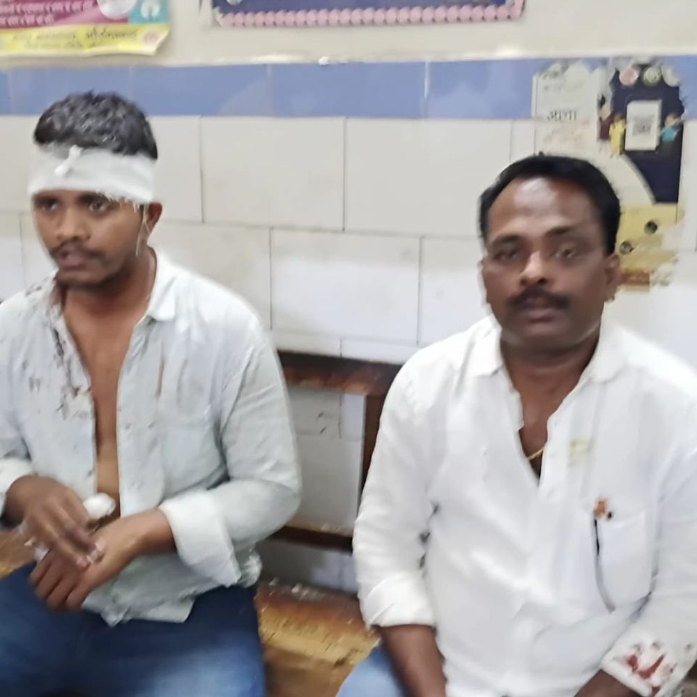 औरंगाबाद में फेक आईडी से अश्लील पोस्ट पर मारपीट:विरोध करने पर पैक्स अध्यक्ष सहित भाइयों पर चाकू से हमला, तीन लोग घायल