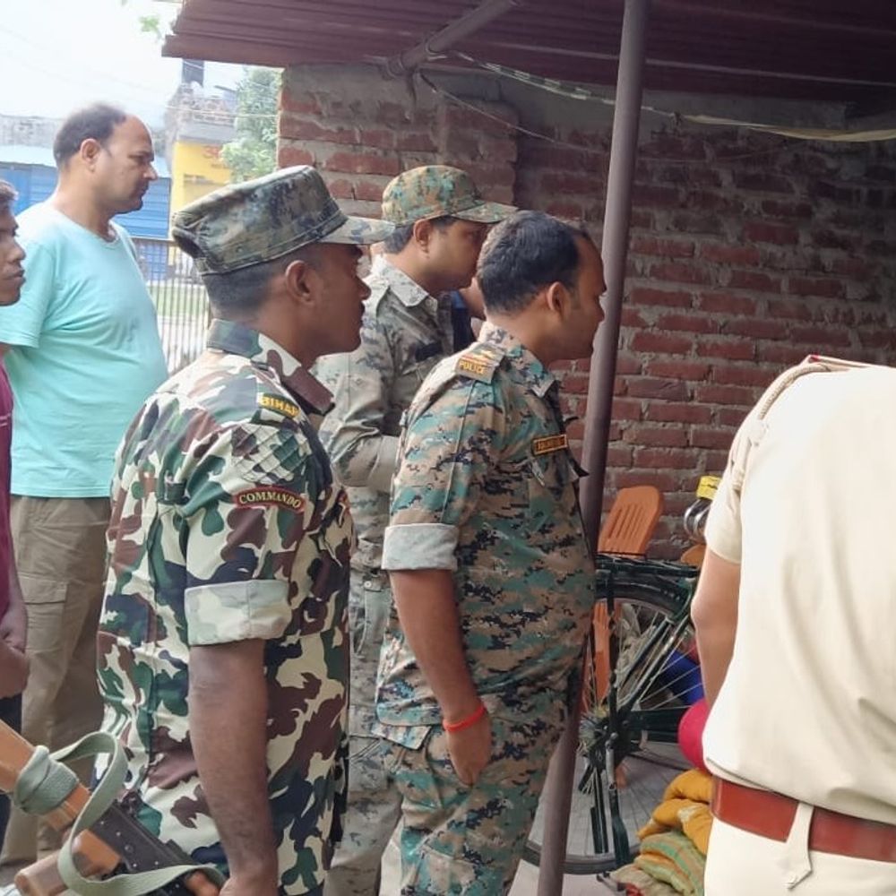 औरंगाबाद में बंगाल के युवक ने किया सुसाइड:फंदे से लटकी मिली लाश, दोस्त बोला- पत्नी से कहासुनी होती थी, काफी परेशान रहता था