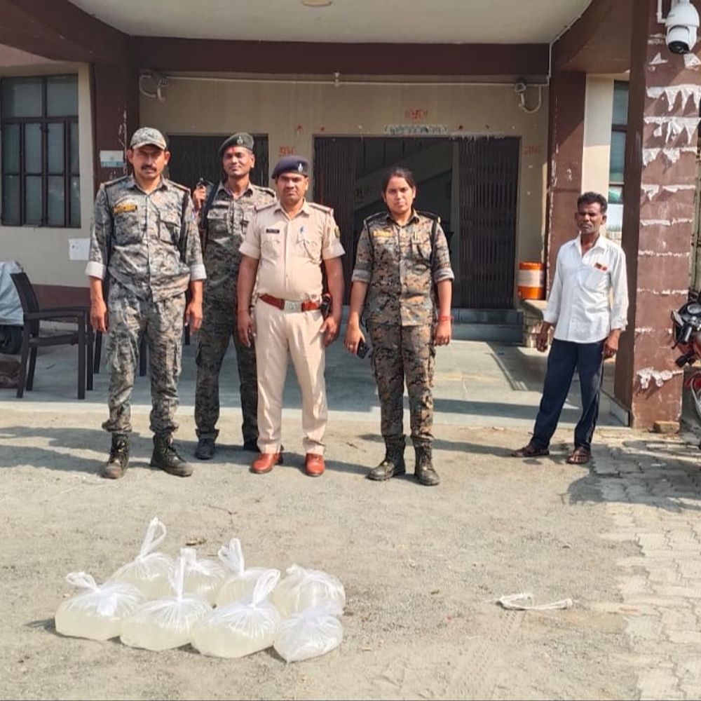 औरंगाबाद में छह अवैध शराब की भट्ठी ध्वस्त:5000 लीटर जावा महुआ नष्ट, पुलिस को देखते ही भागे तस्कर