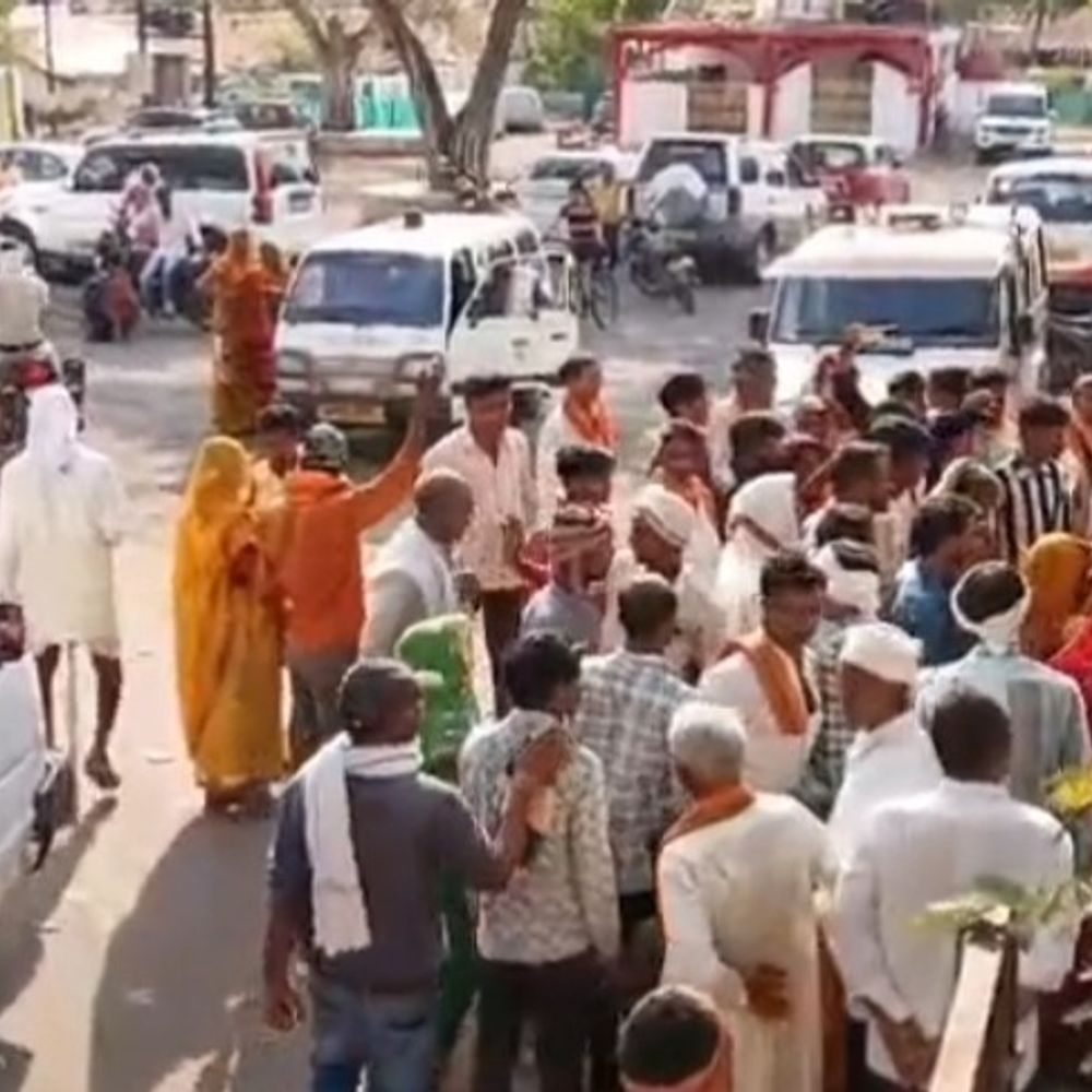 कमरे में बंद कर पीटा, नाबालिग ने दी जान:3 वर्षीय बच्चे को लगी थी बाइक से टक्कर; 5 लोगों ने दी गोली मारने की धमकी