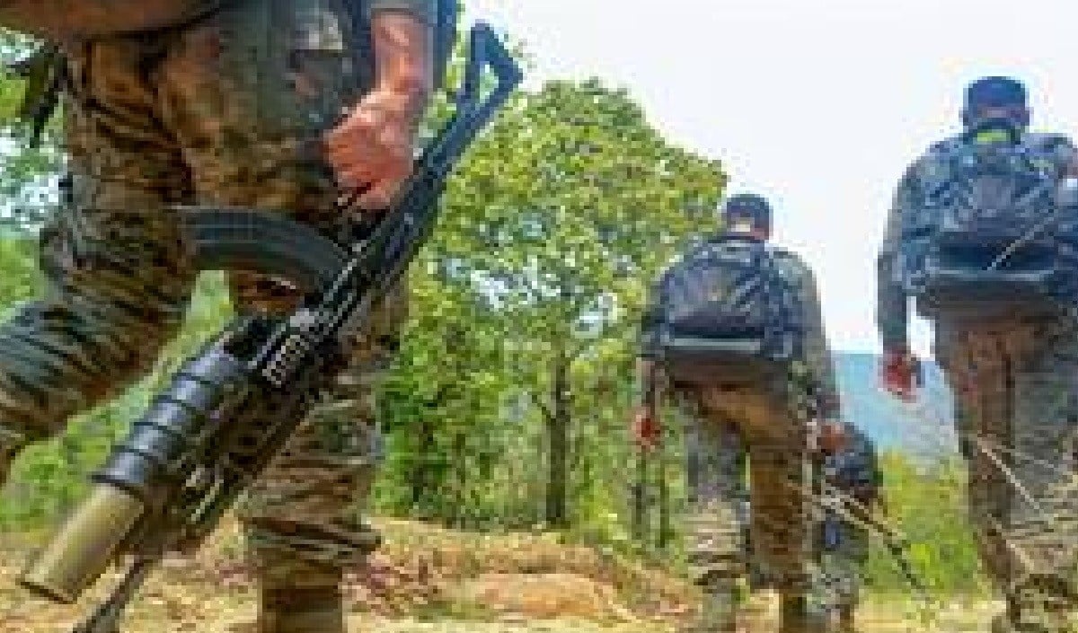 Jharkhand के Hazaribagh में बड़ा Encounter, सुरक्षाबलों ने 4 खूंखार Maoist को किया ढेर