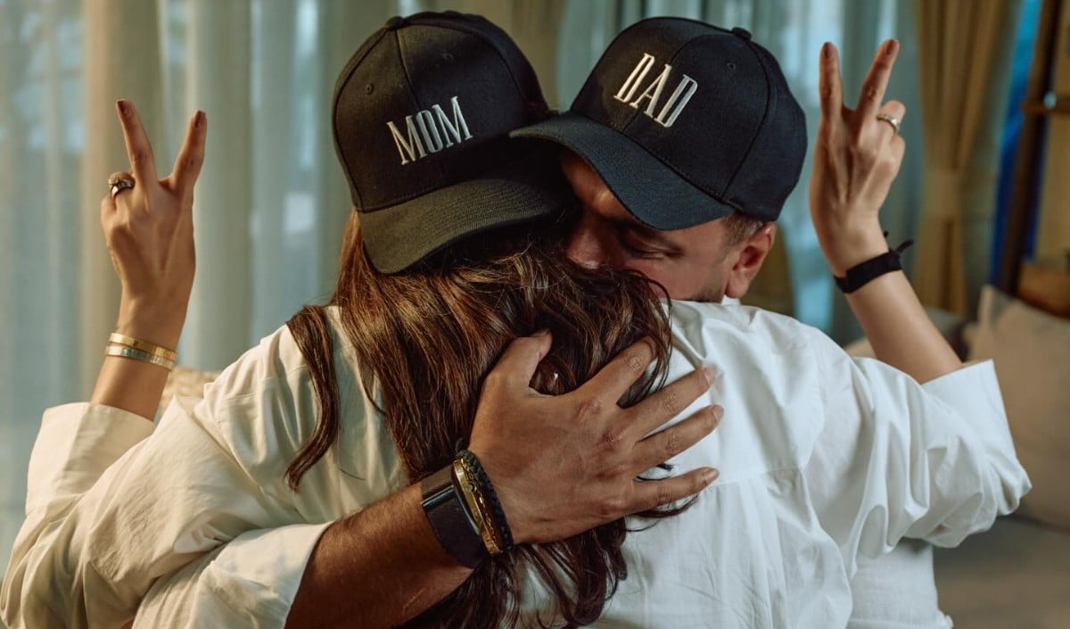 नन्हे मोजे और Mom-Dad की कैप, टीवी की ये टॉप एक्ट्रेस है प्रेग्नेंट, अगस्त में होगी डिलीवरी