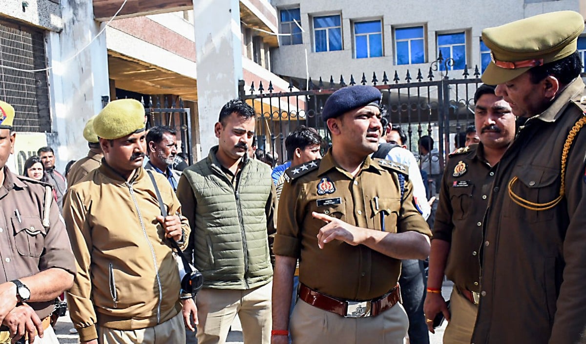 ‘मैं हार गया, पापा जीत गए’, कानपुर में 24 साल के लड़के ने की आत्महत्या, सुसाइड नोट में बयां किया बचपन के ‘टॉक्सिक’ दुर्व्यवहार का दर्द