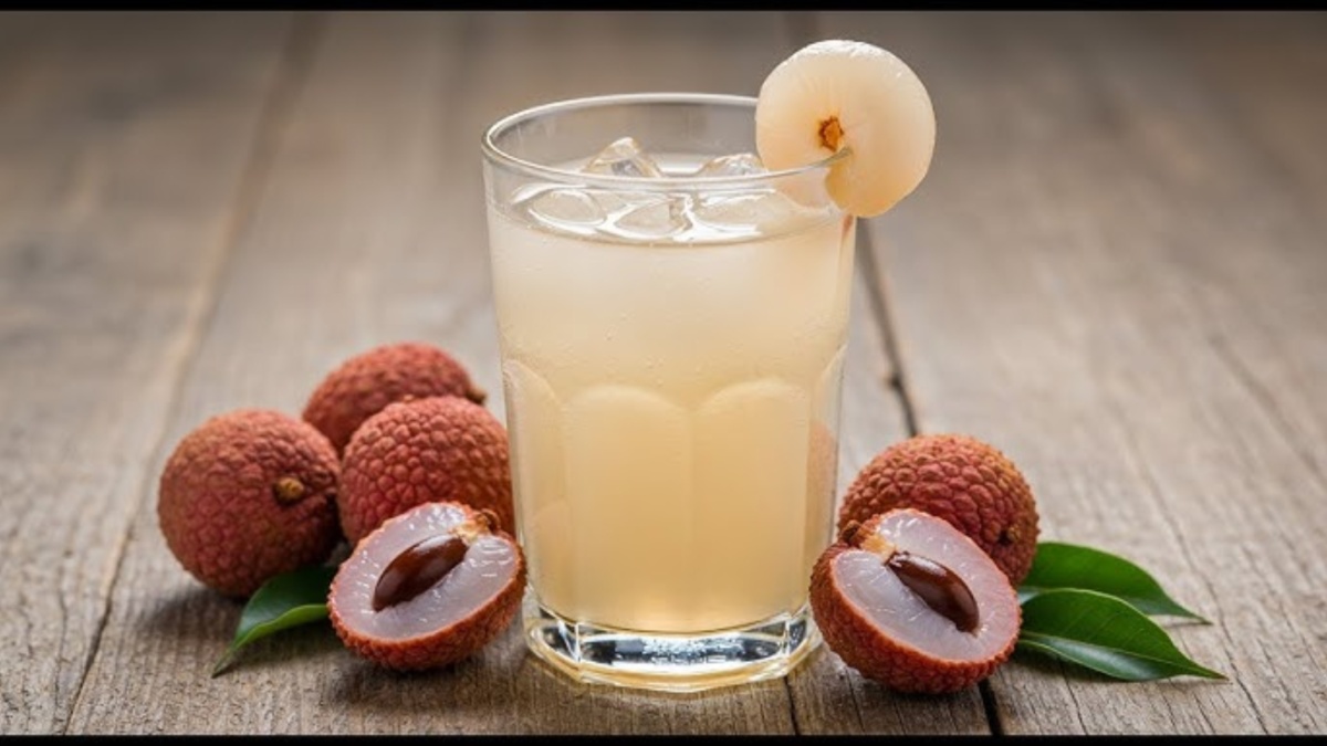 लीची, चिया सीड्स और नारियल पानी का मिश्रण है बेजोड़, गर्मियों में ऐसे करें सेवन तो कभी नहीं होगा डिहाइड्रेशन