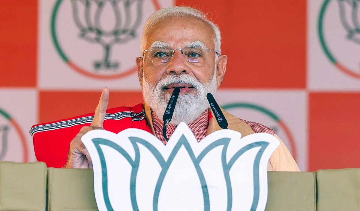 Assam के Highway पर उतर रहे Fighter Jet, PM Modi ने बताया कैसे बदला North-East