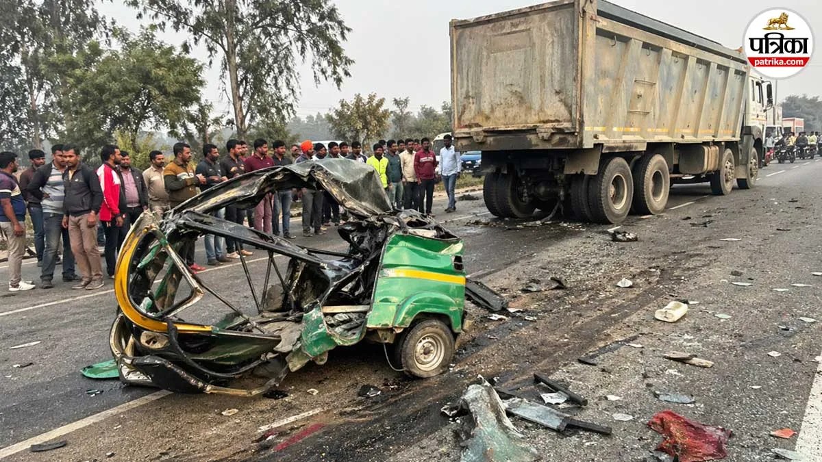 मुरादाबाद हाईवे पर दर्दनाक हादसा: डंपर ने विक्रम को 150 मीटर तक घसीटा, चालक समेत दो की मौत