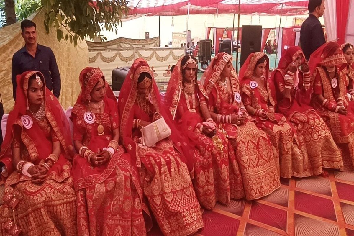 अलवर में अक्षय तृतीया की धूम, सामूहिक विवाह से सामाजिक बदलाव का संदेश 