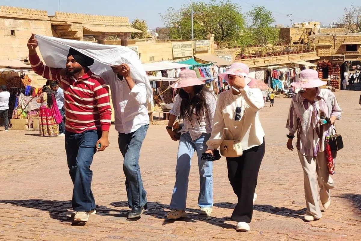 भीषण गर्मी से जैसाणवासियों का हुआ हाल बेहाल, दिन का पारा 43.6 डिग्री तक पहुंचा