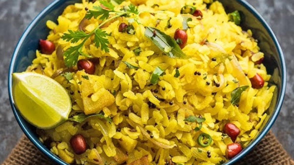 सुबह जल्दबाजी में नहीं बना पाते हैं नाश्ता, तो बनाएं इंस्टेंट पोहा प्रीमिक्स, बस 2 मिनट में तैयार हो जाएगा ब्रेकफास्ट