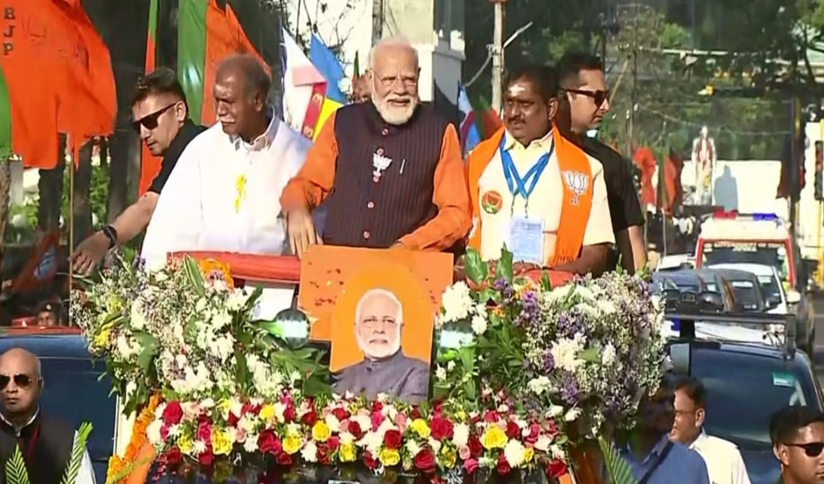 Puducherry चुनाव से पहले PM Modi का Mega Roadshow, सड़कों पर उमड़ा भारी जनसैलाब