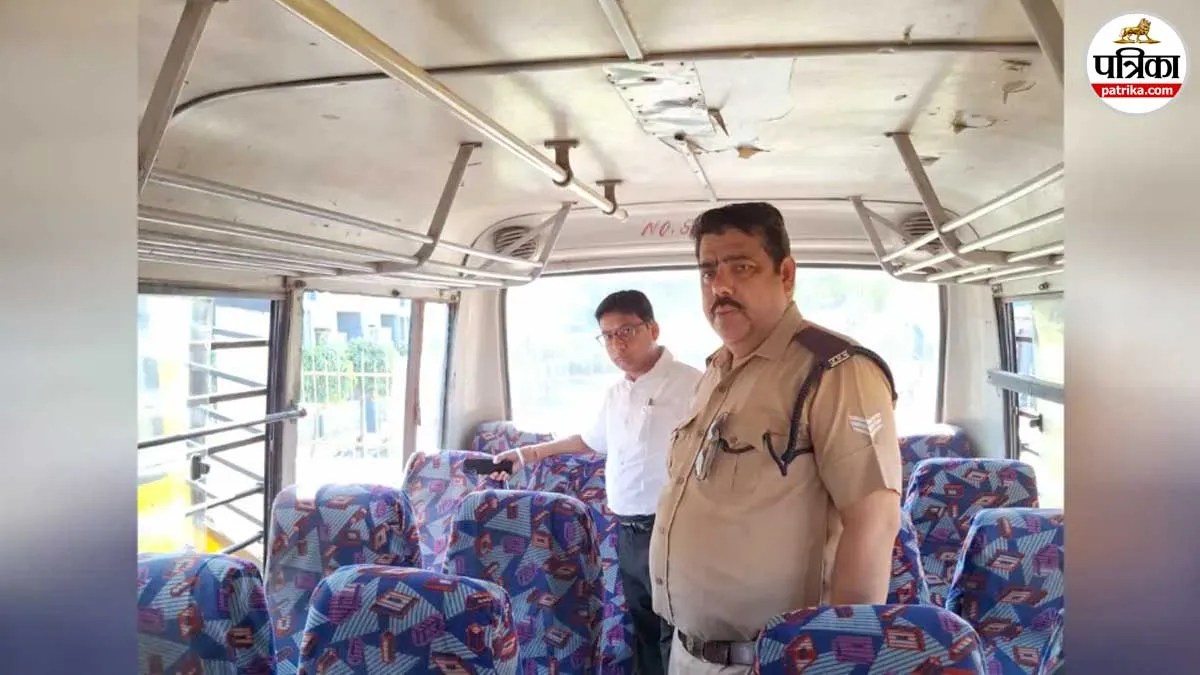 रामपुर में स्कूली बसों पर सख्ती: 63 की जांच, 9 को नोटिस, एक बस का संचालन तत्काल बंद