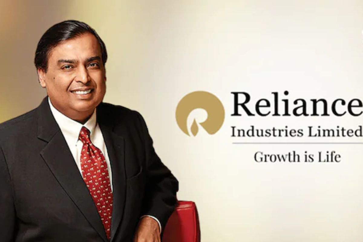 Reliance Q4 Results: मुनाफा 8 फीसदी घटा, जियो के 52 करोड यूजर्स बने सहारा, सोमवार को शेयर खरीदें या बेचें?