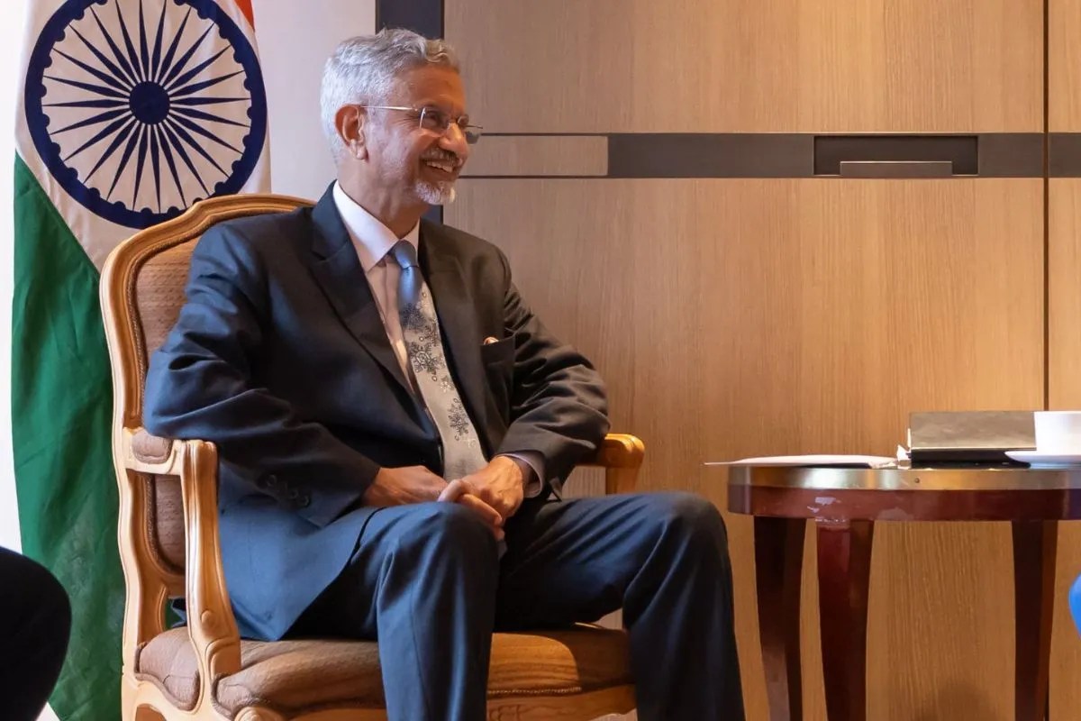 Indian fishermen evacuation: ईरान में फंसे 345 भारतीय मछुआरे अर्मेनिया के रास्ते भारत लौटे