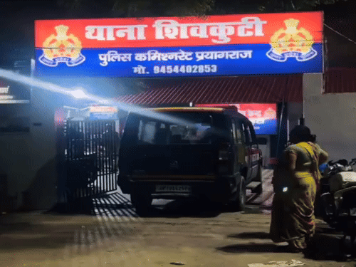 11वीं के छात्र को कार में पिस्टल सटाकर पीटा:प्रयागराज में पिटाई का वीडियो बनाया, बोले-शिकायत की तो मारकर लाश गायब कर देंगे