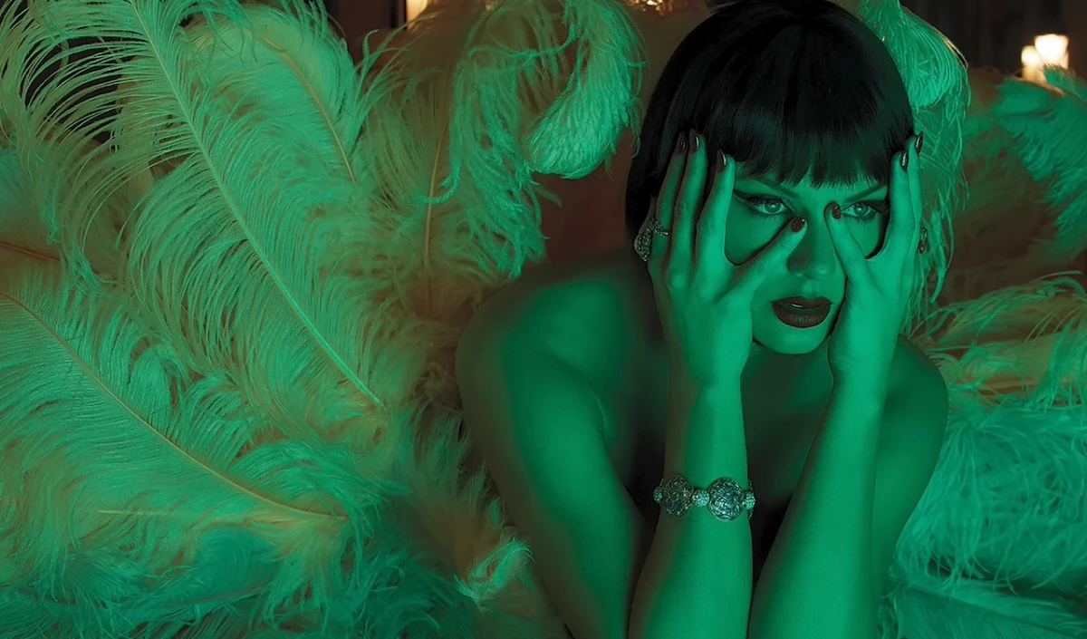 Hollywood की ‘गोल्डन डीवा’ को Taylor Swift का म्यूज़िकल सलाम! Elizabeth Taylor को समर्पित किया नया वीडियो