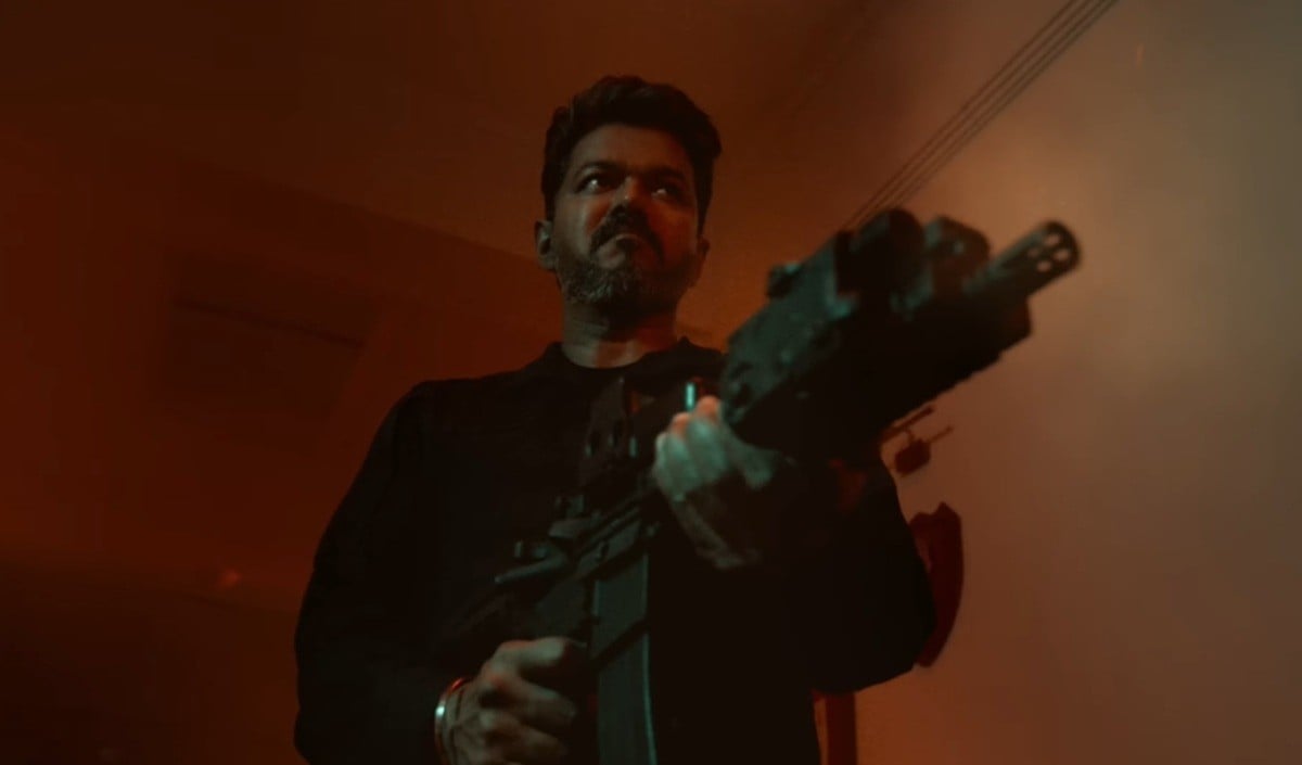 Thalapathy Vijay को बड़ा झटका! सेंसर बोर्ड में फंसी Jana Nayagan रिलीज से पहले ही HD में लीक, प्रशंसकों में आक्रोश