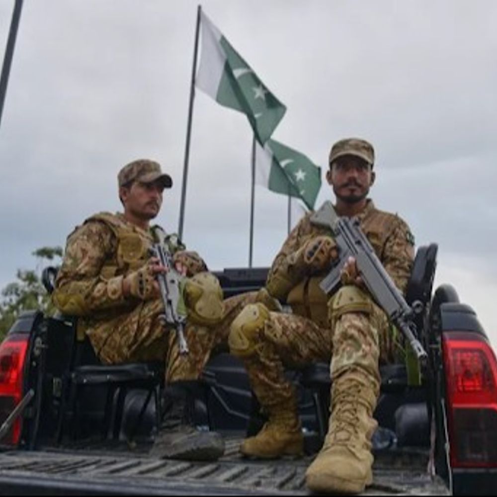 पाकिस्तान का अफगानिस्तान पर मिसाइल अटैक, 7 की मौत:75 घायल; 6 PAK सैनिकों की मौत के बाद किया जवाबी हमला