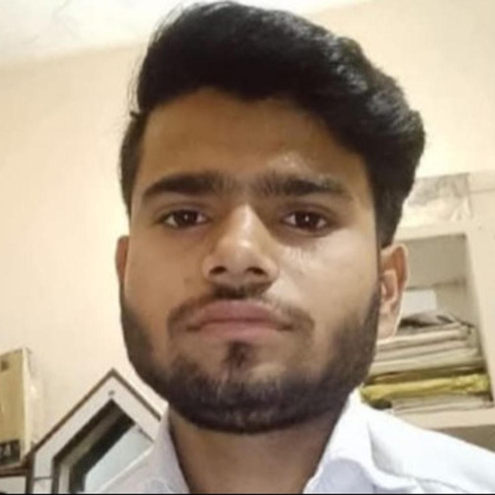 आगरा में फ्लाई-ओवर से 30 फीट नीचे गिरे बाइक सवार:रात को कार ने बाइक में मारी थी टक्कर, दोनों की मौके पर ही मौत