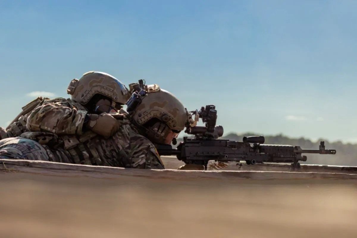 US-Israel-Iran War: अमेरिका ने ईरान की सरजमीं से अपने दूसरे पायलट को सुरक्षित निकाला, ढूंढ रहे थे IRGC के जवान