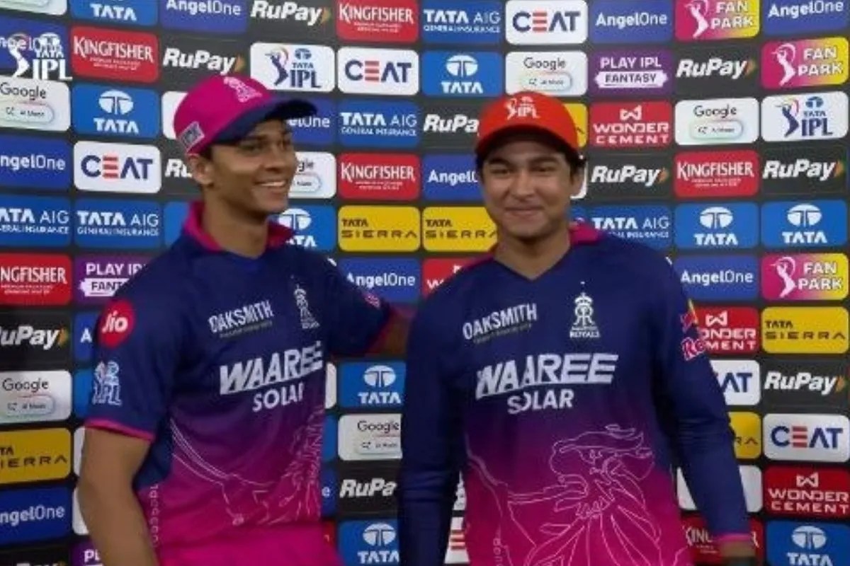 ‘मैं बड़ा नहीं, वैभव ज्यादा छोटा है!’ सीनियर खिलाड़ी कहे जाने पर जायसवाल ने दिया ये जवाब, देखें वीडियो