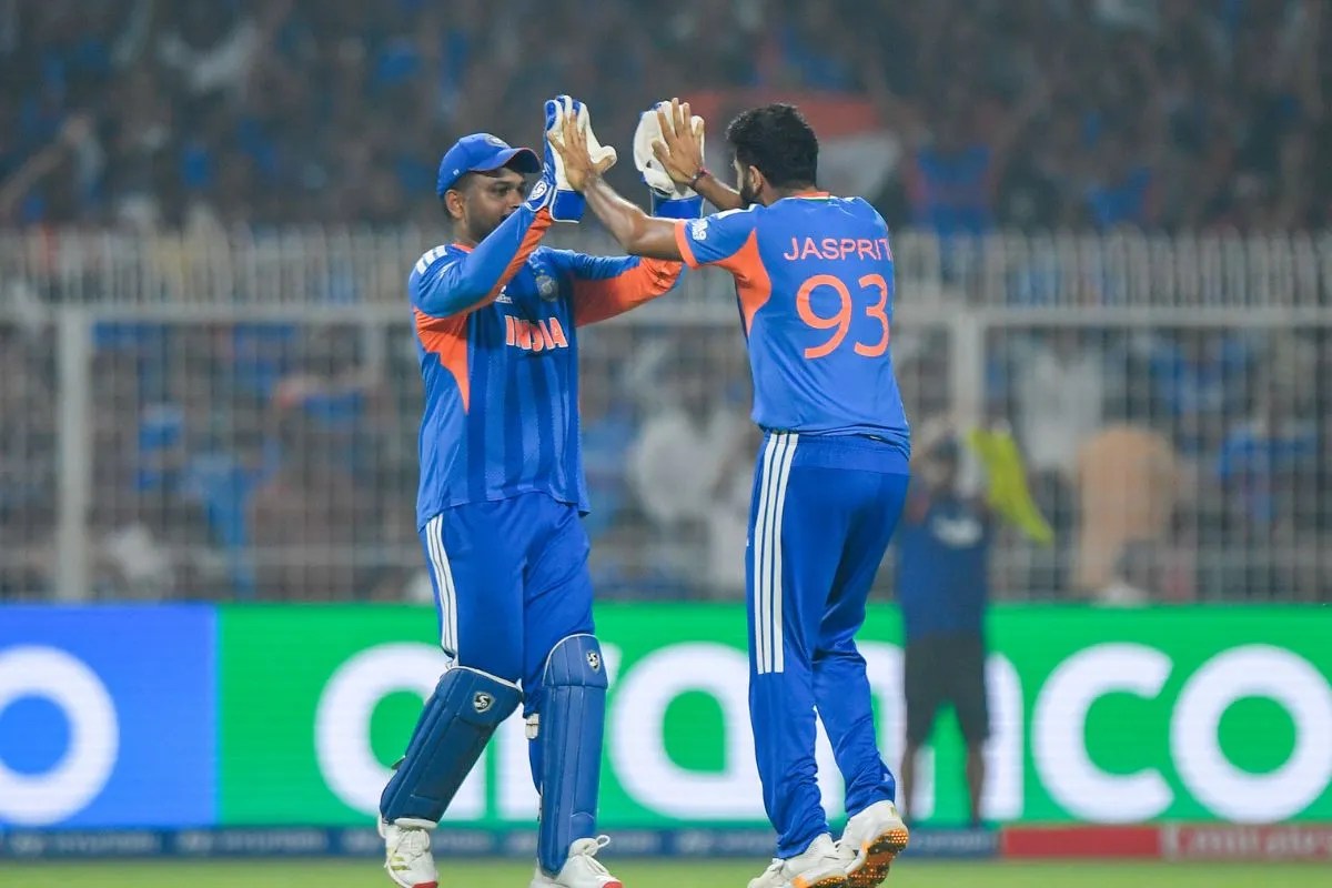 IPL 2026 में नहीं खुला खाता पर ICC अवॉर्ड की रेस में सबसे आगे! संजू और बुमराह ने पूरी दुनिया को चौंकाया