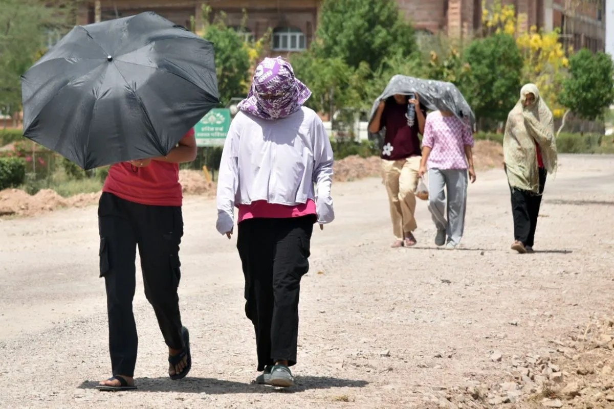 Weather Update: ऑरेंज जोन में कोटा: भट्टी की तरह तपा शहर, पारा 45 डिग्री पार, जानें कब मिलेगी राहत