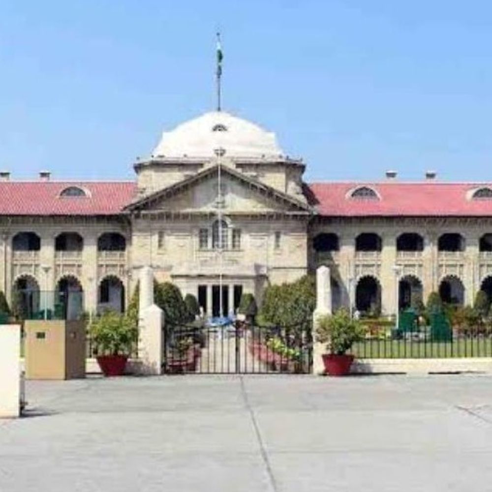 एसडीएम सदर अभिषेक कुमार सिंह को अवमानना नोटिस:कोर्ट के आदेश का पालन नहीं किया, अवमानना का दोषी माना गया