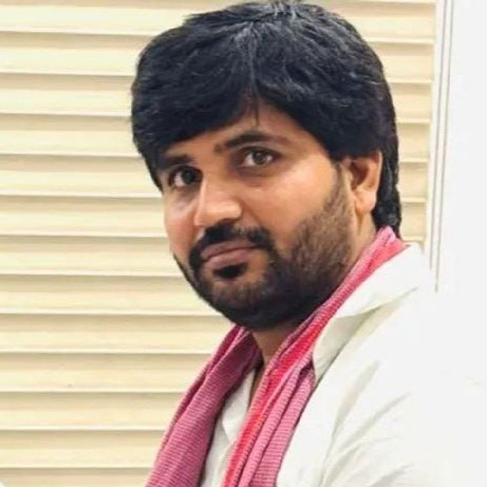 हिस्ट्रीशीटर मोनू यादव, भाइयों पर मुकदमा:10 लाख की चौथ मांगने व जानलेवा हमले का लगा आरोप, बेटा भी नामजद