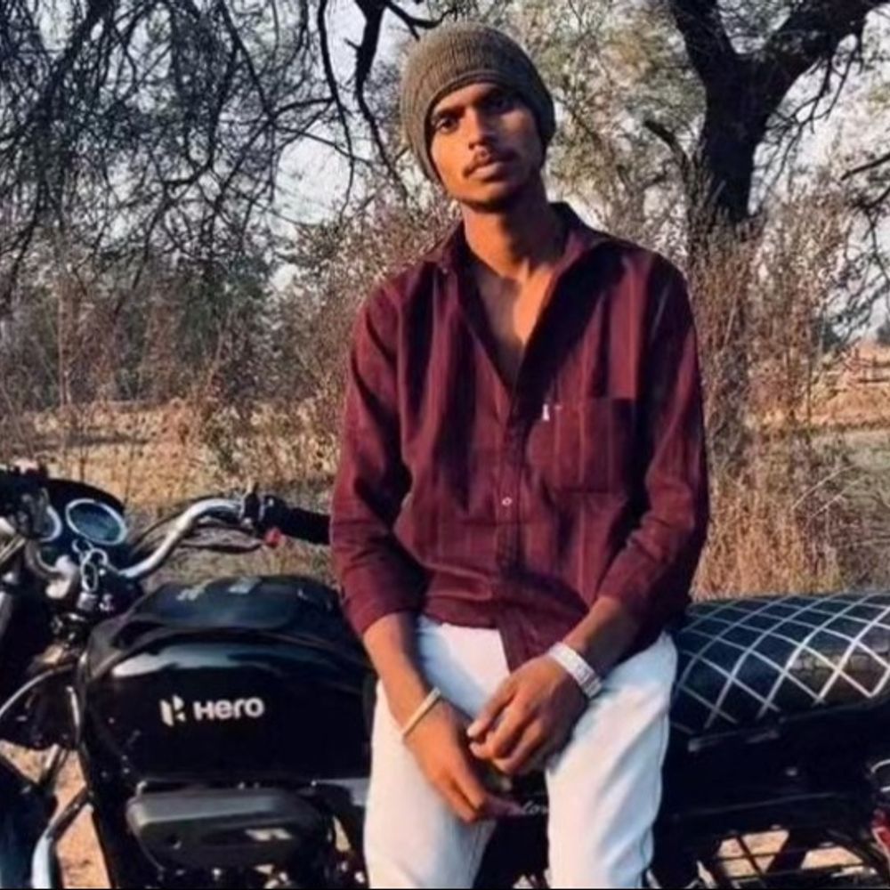 अज्ञात वाहन की टक्कर से हाइवा ड्राइवर की मौत:गाड़ी खड़ी कर बाइक से लौट रहा था घर, बालोद में गुजरा मोड़ के पास हादसा