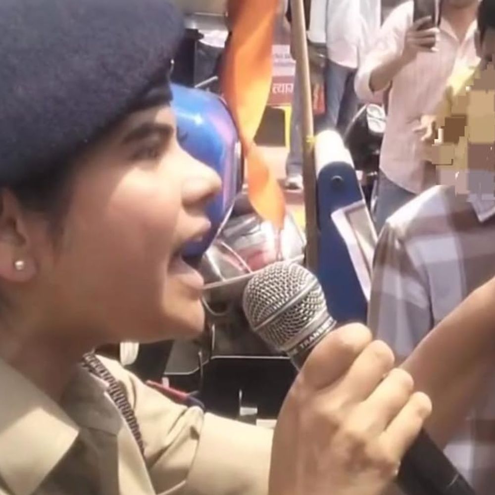 ये जो फरसा लहरा रहे सब पर मुकदमे होंगे:मेरठ में परशुराम जयंती पर सख्त हुई महिला डिप्टी एसपी का वीडियो वायरल