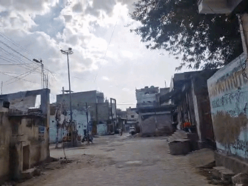 हरियाणा में बढ़ेगी गर्मी, कई जिलों में लू का अलर्ट:अगले 7 दिनों में तापमान 2-4°C बढ़ने के आसार; रोहतक सबसे गर्म