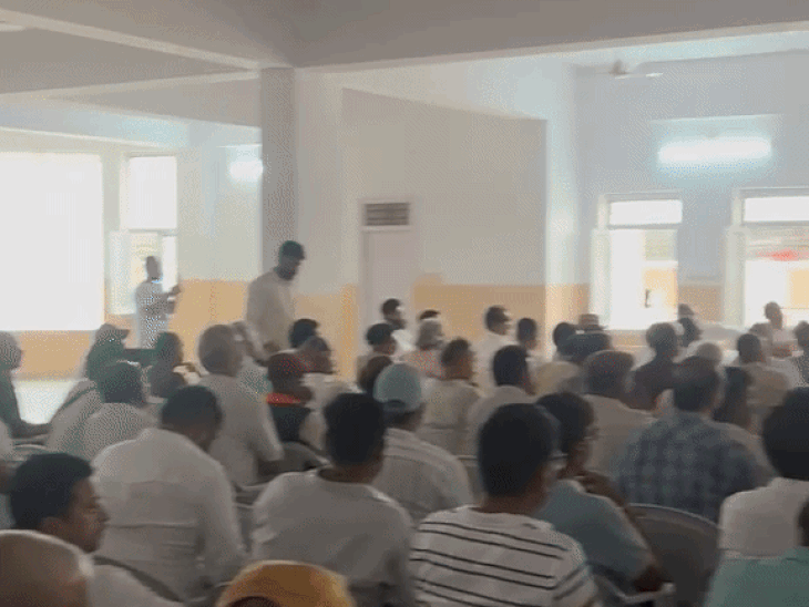 सभा कार्यालय पहुंचकर ताले खुलवाने का लिया निर्णय:विश्वराजसिंह मेवाड़ को हाईकोर्ट में प्रतिवादी बनाने को सम्मान पर आघात बताया, बैठक में हुए निर्णय