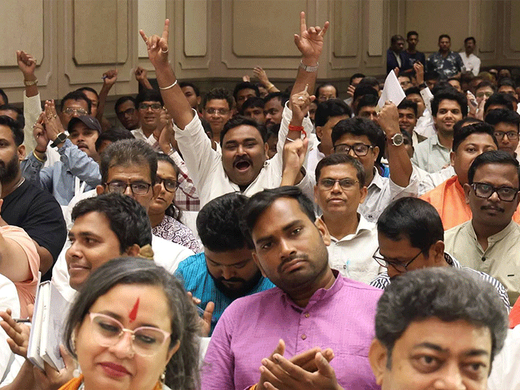 पश्चिम बंगाल के 15 बूथों पर आज दोबारा वोटिंग:सेकेंड फेज में मगरहाट-डायमंड हार्बर सीट पर हिंसा और EVM से छेड़छाड़ हुई थी