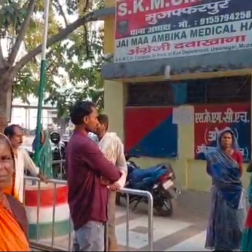 बेटे ने पिता की पीट-पीटकर हत्या की:पोते को पिटता देख बचाने गए थे बुजुर्ग, मां ने आरोपी बेटे पर किया केस