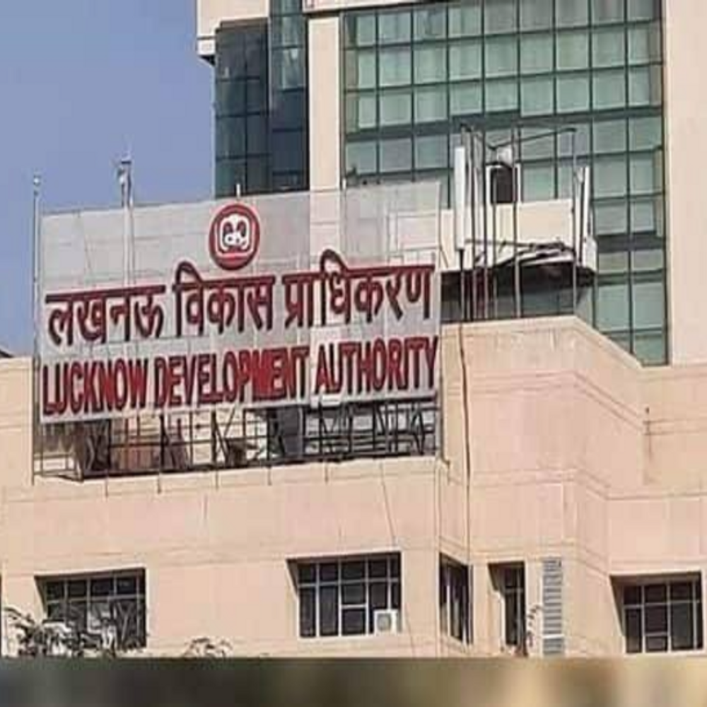 वसंत कुंज योजना को नगर निगम को सौंपेगा एलडीए:छह महीने में पूरा होगा हैंडओवर, सीवर-पानी और स्ट्रीट लाइट की जिम्मेदारी नगर निगम के पास जाएगी