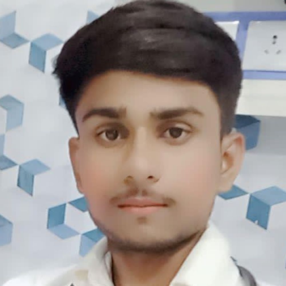 अफेयर में हत्या, गर्लफ्रेंड सहित 3 गिरफ्तार:प्रेमिका के साथ रेस्टोरेंट गया था, भाई ने मारपीट के बाद मारी थी गोली