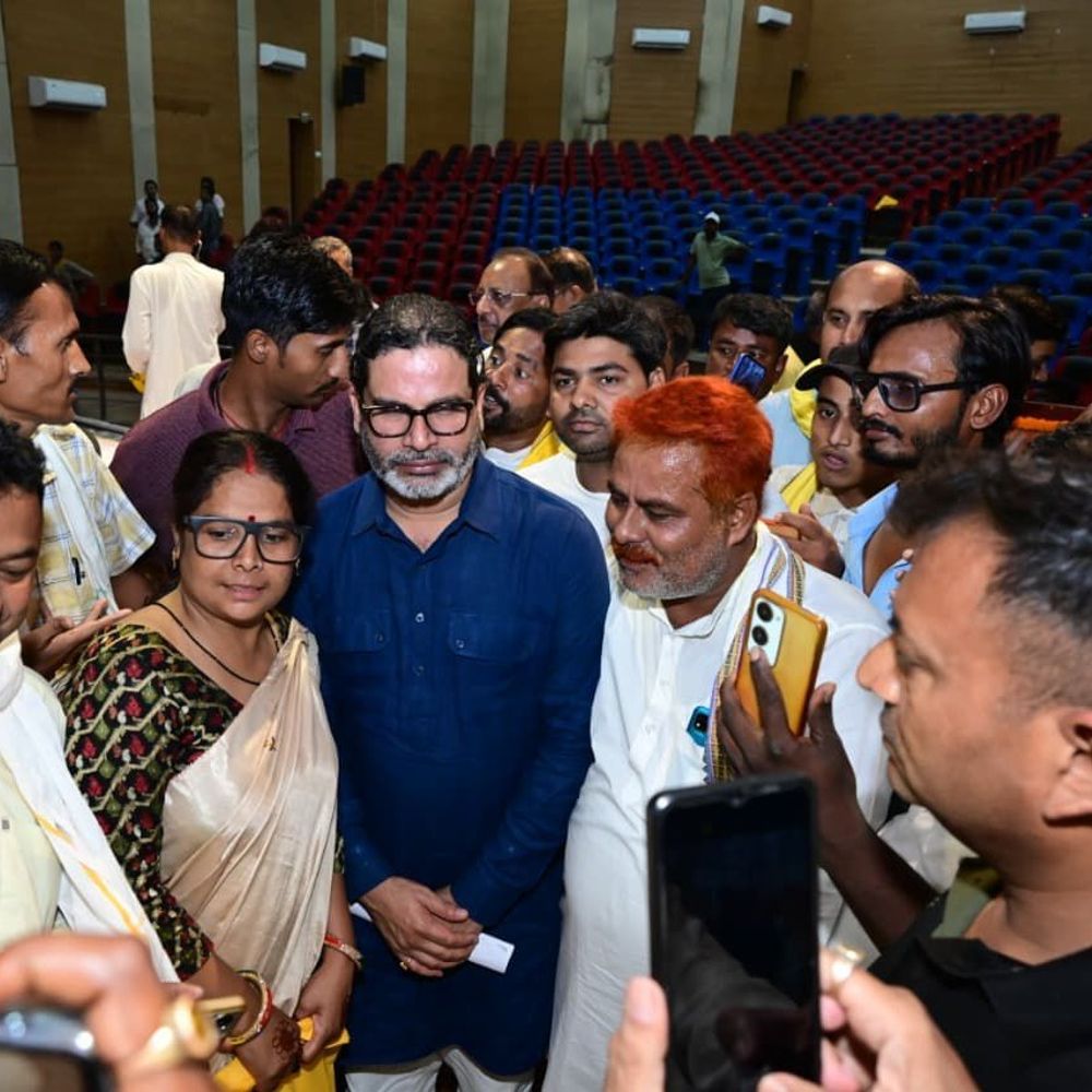 ‘मुख्यमंत्री को 25 एकड़ का बंगला भी छोटा पड़ रहा’:प्रशांत किशोर बोले- बिहार में सिर्फ चेहरे बदले, समस्याएं जस की तस