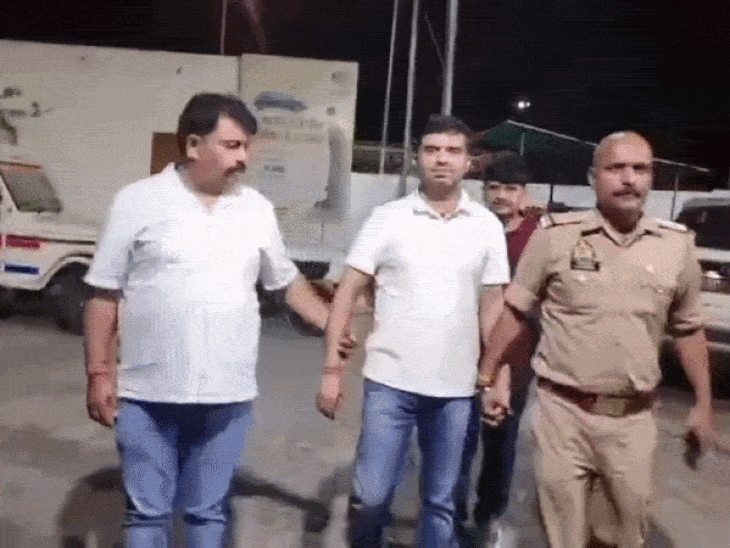 सट्टा बुकी भाजपा किसान मोर्चा कोषाध्यक्ष दिल्ली से गिरफ्तार:झांसी में 100 करोड़ का सट्टा नेटवर्क खुलने पर फरार हो गया था आशीष उपाध्याय