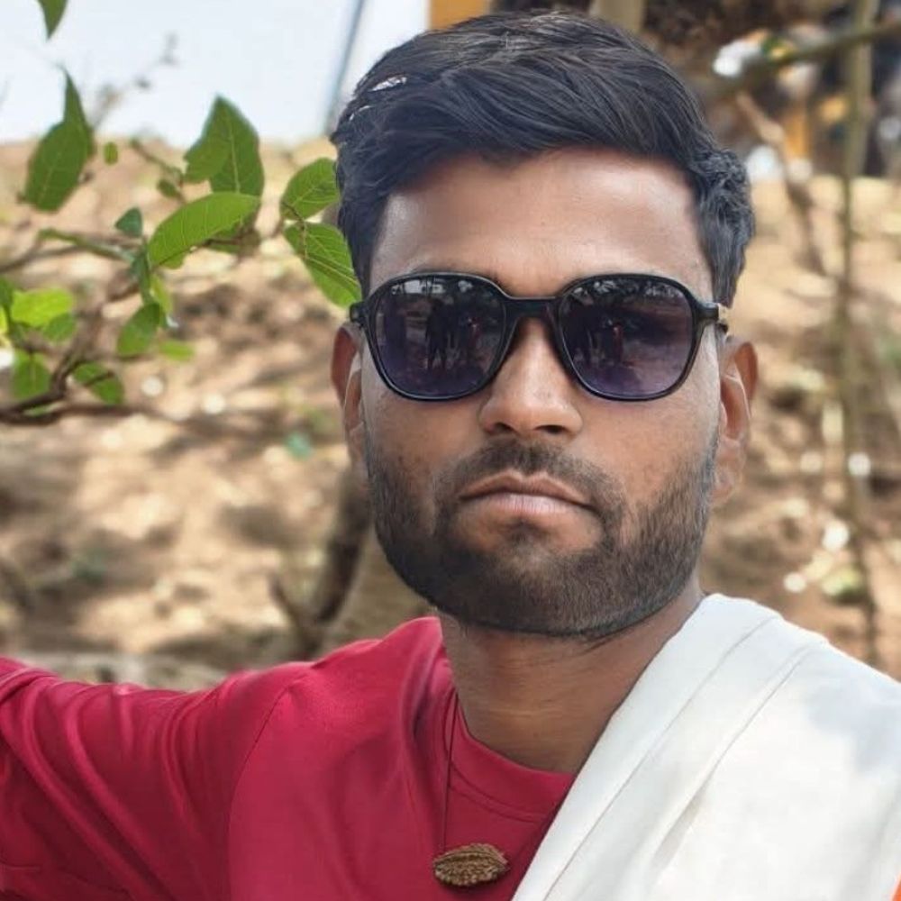 गुना में वकीलों को उठाईगिरा कहने वाले गौसेवक पर FIR:गौहत्या के आरोपियों की जमानत कराने पर की थी टिप्पणी; मारने की धमकी भी दी