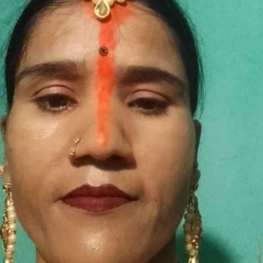 भोजपुर में विवाहिता ने जहर खाकर की आत्महत्या:पति काम पर गए थे, लौटे तो पत्नी की पड़ी थी लाश; कमरे से सल्फास की पुड़िया बरामद